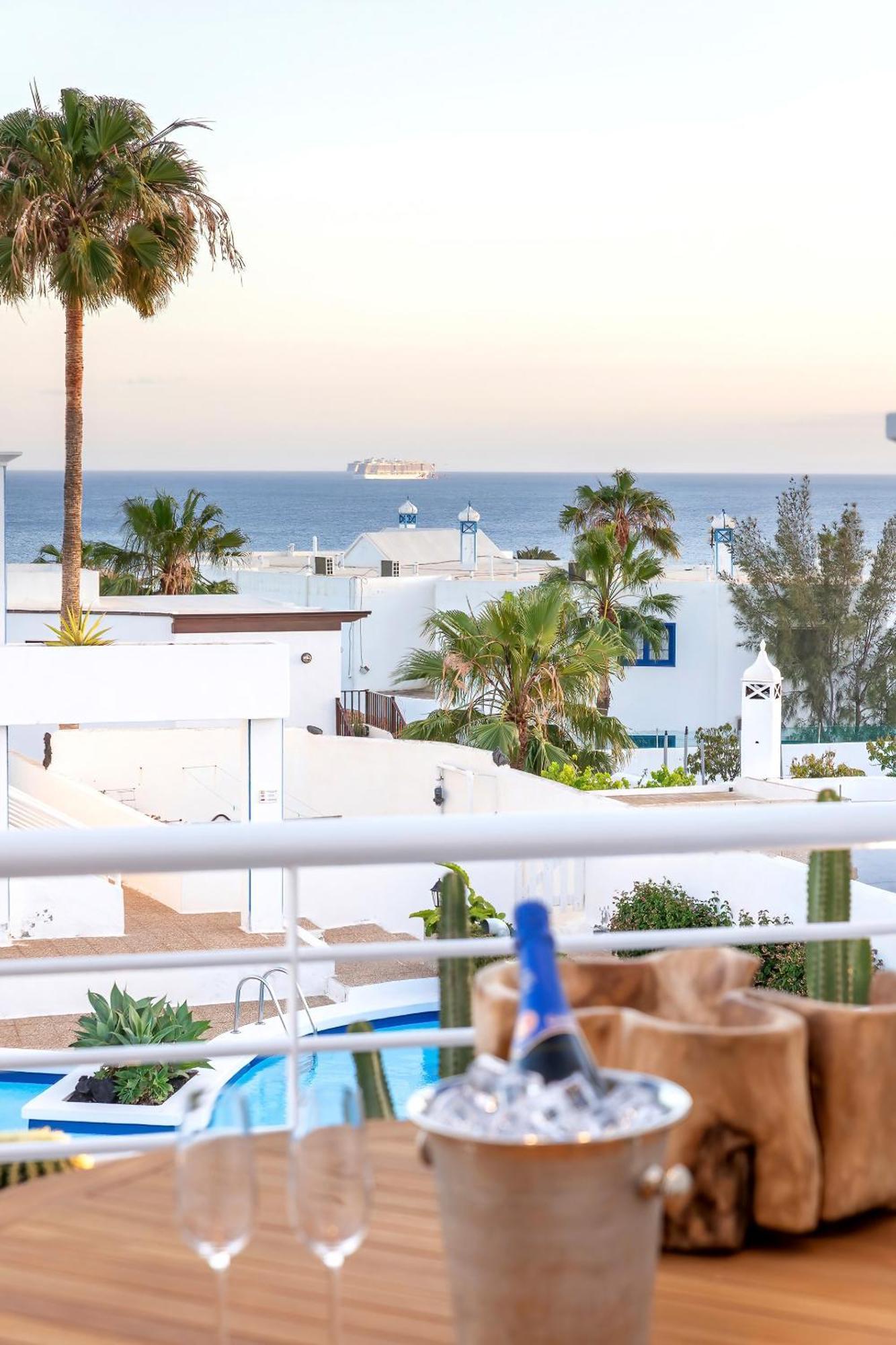 Апартаменты Prb Aparment Puerto Del Carmen Пуэрто дель Кармен Экстерьер фото